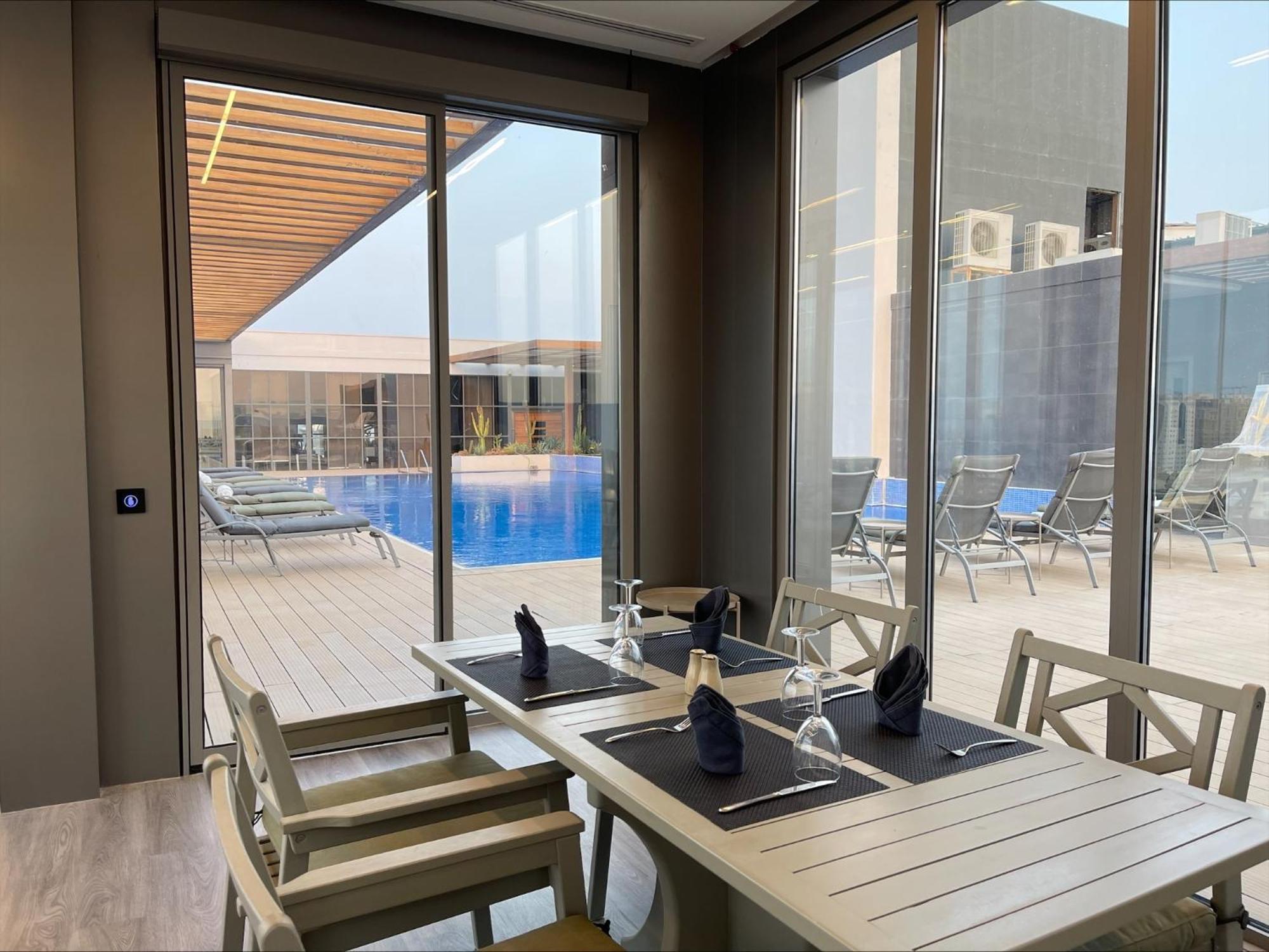 K108 Hotel Doha Bagian luar foto