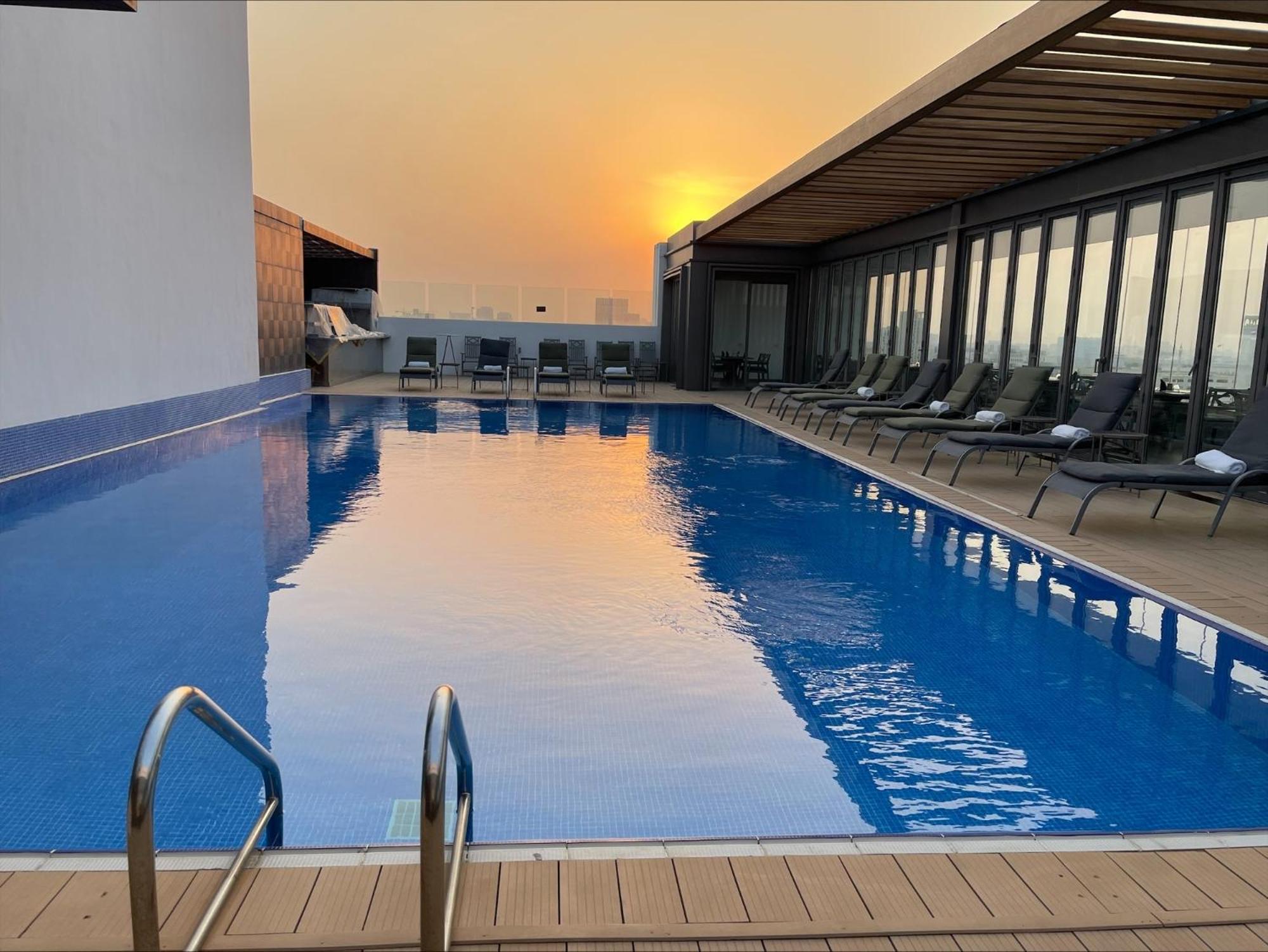 K108 Hotel Doha Bagian luar foto
