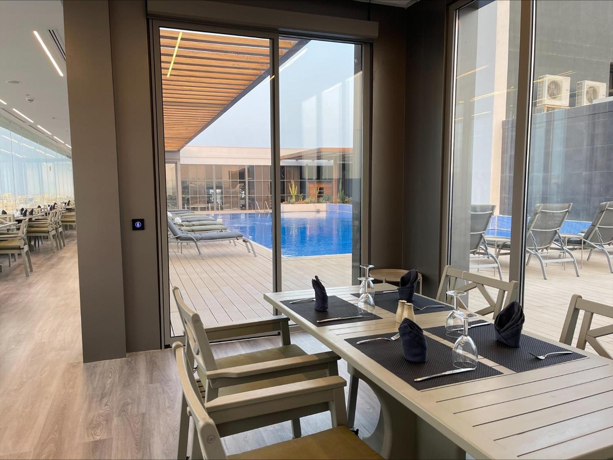 K108 Hotel Doha Bagian luar foto