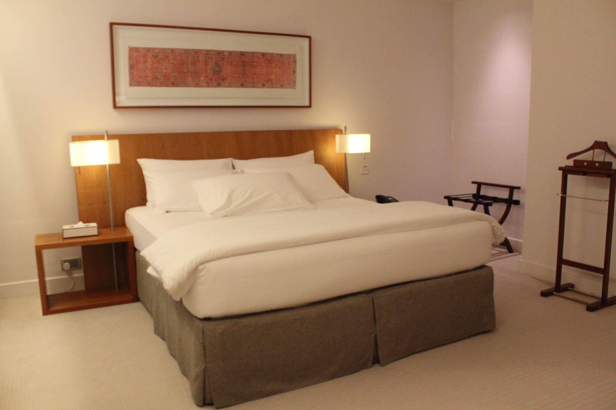 K108 Hotel Doha Bagian luar foto